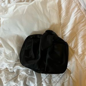 NWOT Lulu’s clutch